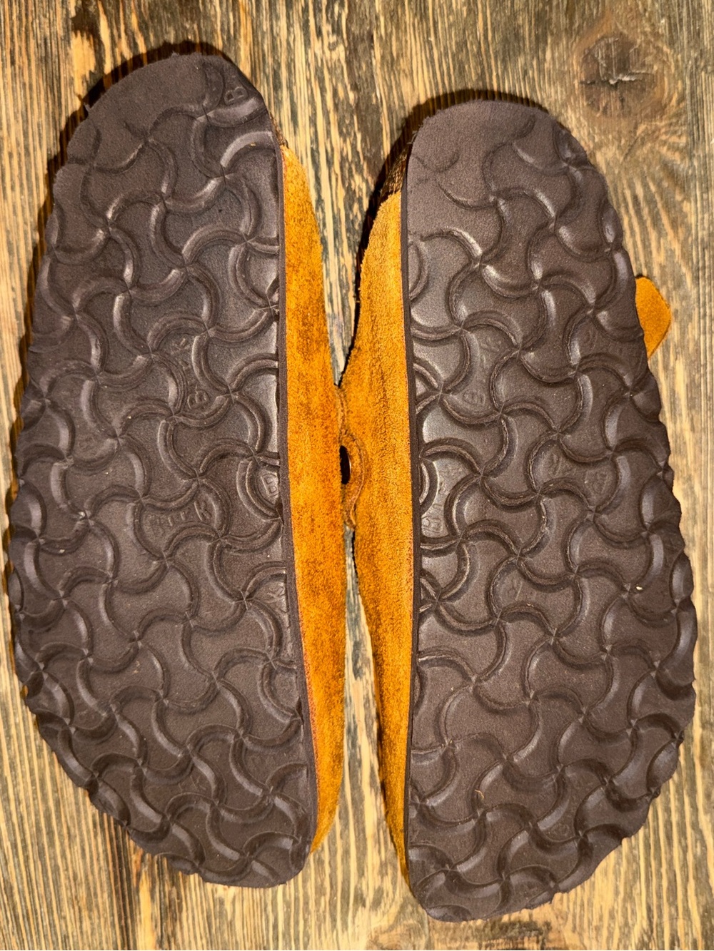 Women’s Birkenstock Boston Soft Footbed
Clogs Size 5 Color Mink - Picture 6 of 10